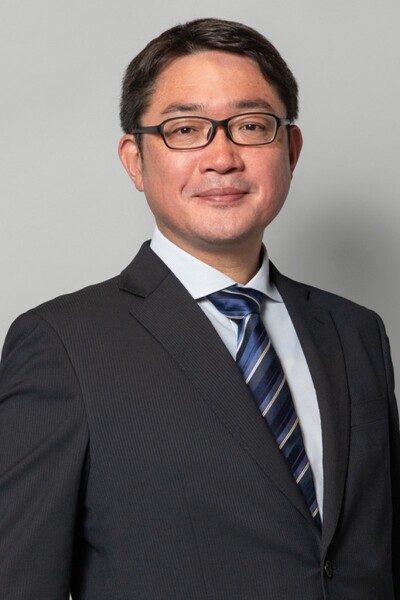 0467 Yuji Yasugi Web Profile